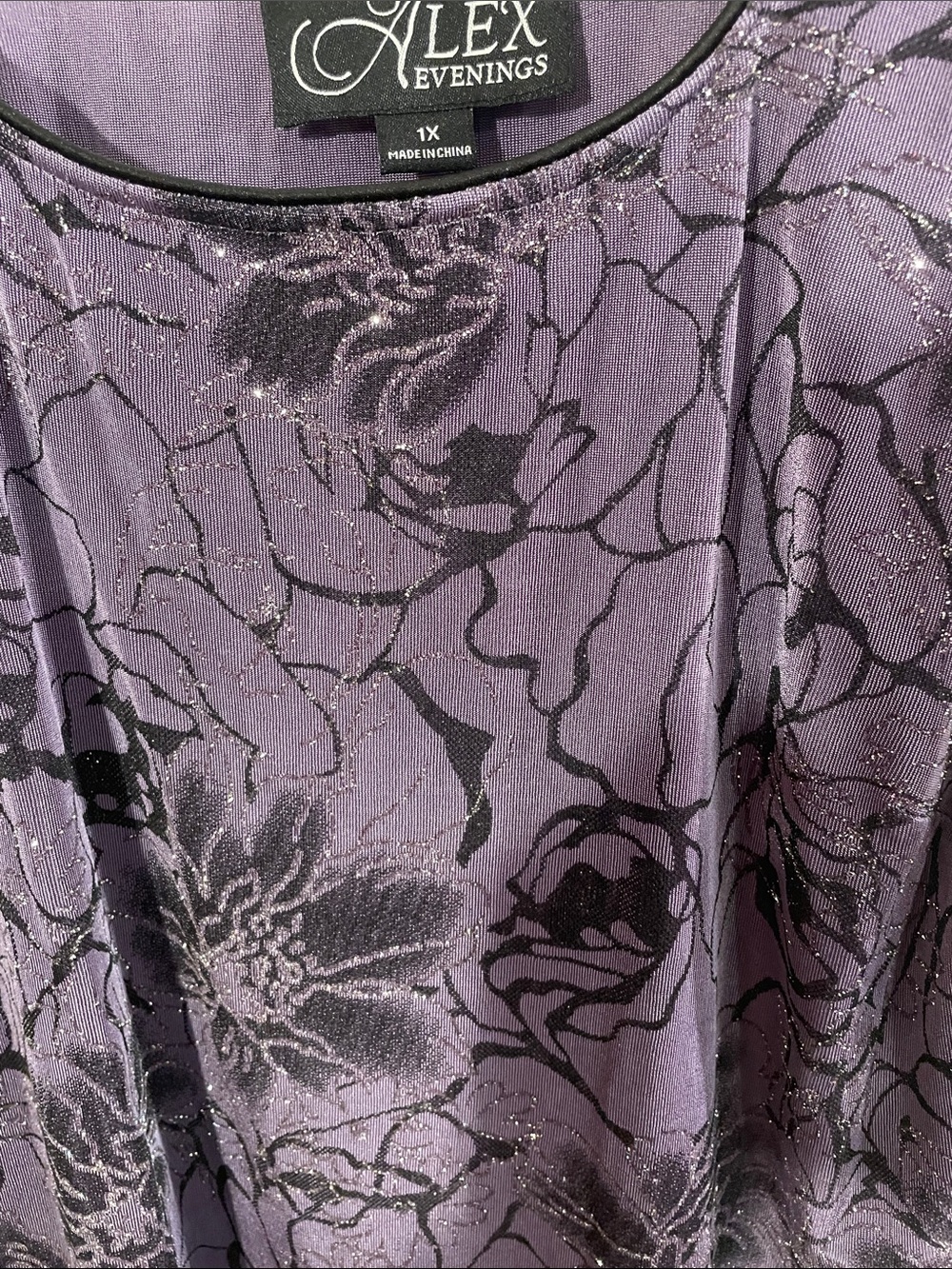 Alex Evenings Dark Plum Floral Velvet Burnout Scoop Tank - Picture 3 of 5